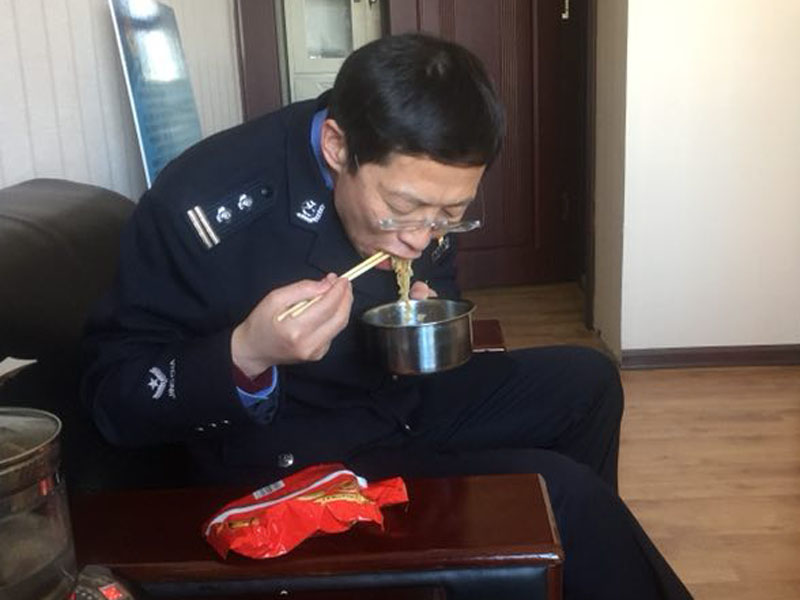 圖七張宏偉的午餐