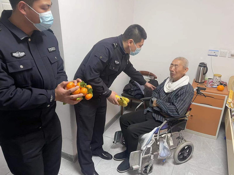 鞍山慰問