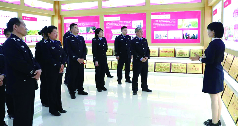 遼西新康監(jiān)獄組織青年民警前往建平縣小平房村進(jìn)行研學(xué)