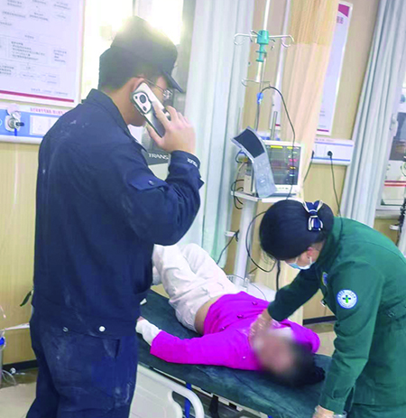 頭題圖，沈陽(yáng)警方及時(shí)救助輕生女子